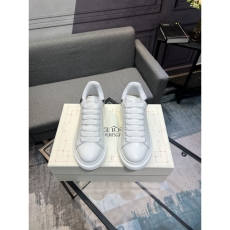 Alexander Mcqueen Casual Shoes